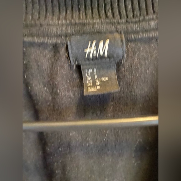 Knitted Zip Up Sweater - Picture 4 of 9